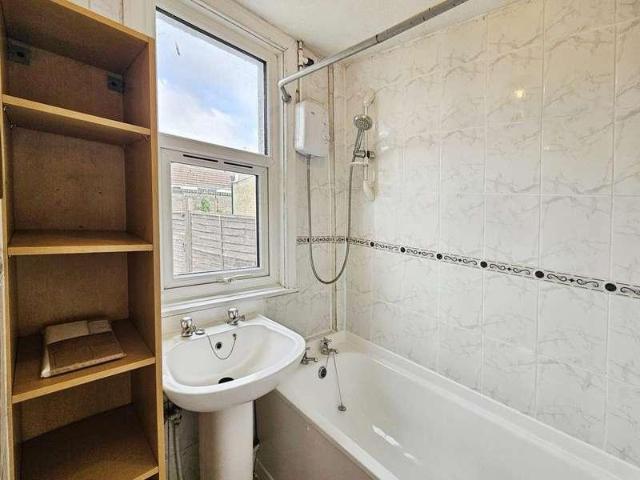 House for sale in Clacton-on-Sea, Tendring