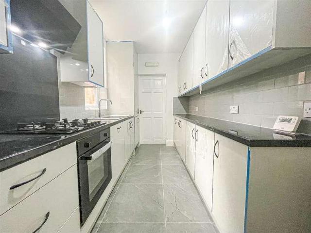 House for sale in Old Wharf, City Of Leicester