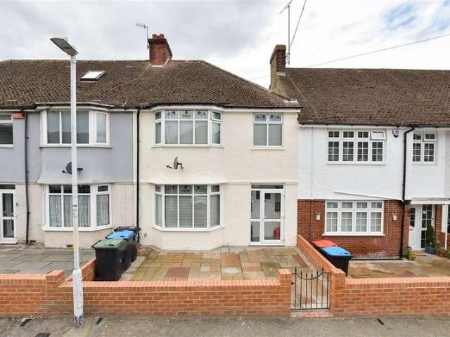 House for sale in Acol, Kent