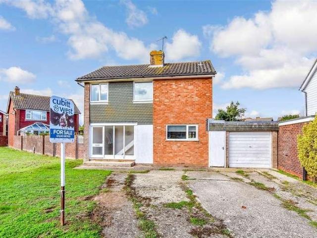 House for sale in Rose Green, Arun