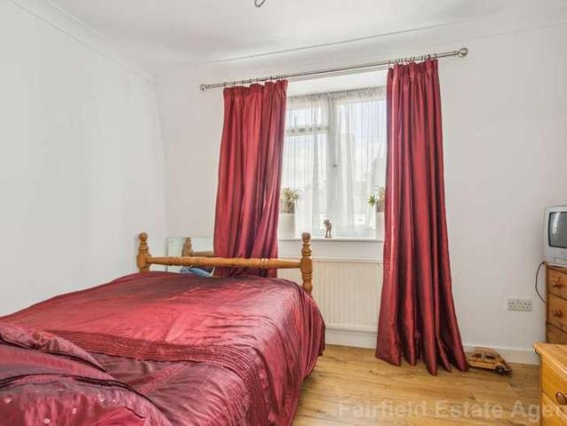 House for sale in Watford, South Oxhey