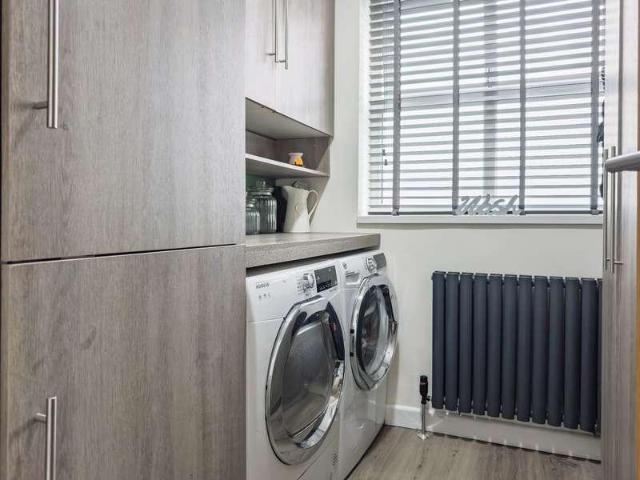 House for sale in Brighouse, Hove Edge
