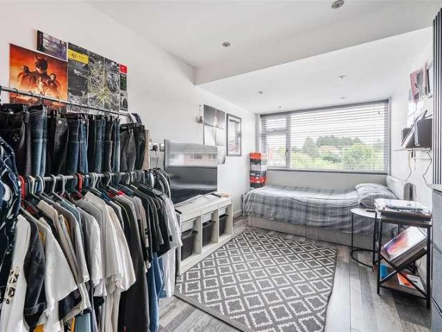 House for sale in Feckenham, City Of Bristol