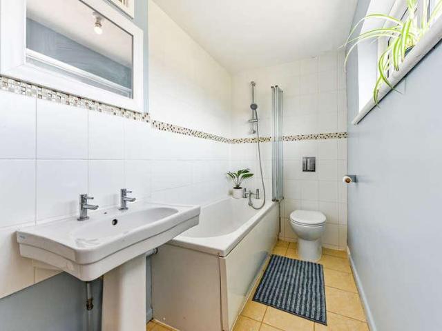 House for sale in Fareham, Wickham