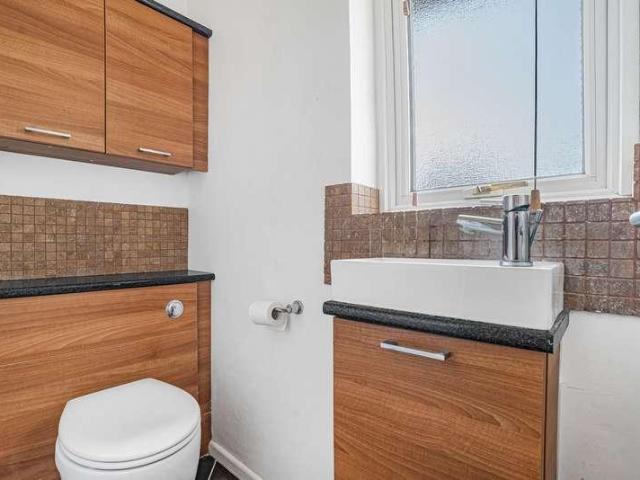 House for sale in Stratton, Cotswold