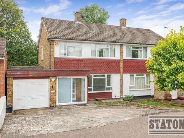 House for sale in Potters Bar, Hertsmere