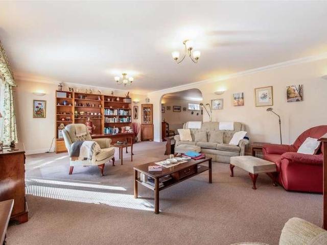 House for sale in Chichester, Littlecote