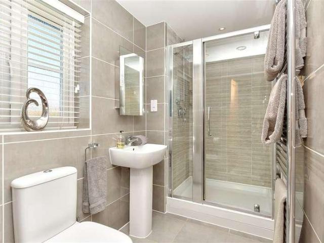 House for sale in Kingsborough, Swale