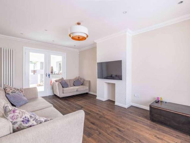 House for sale in Datchet