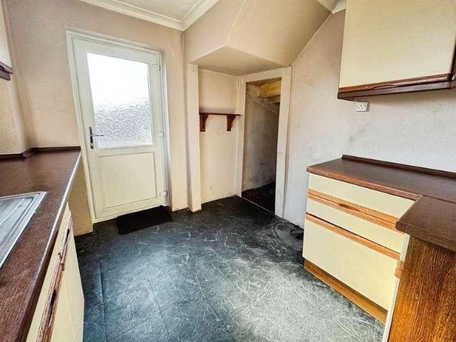 House for sale in Llanedi, Tycroes