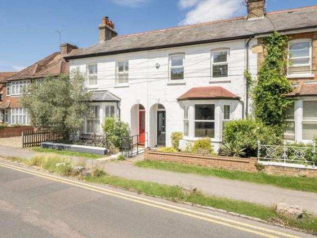 House for sale in Denham, Gerrards Cross and Chalfonts Community Board, Gerrards Cross