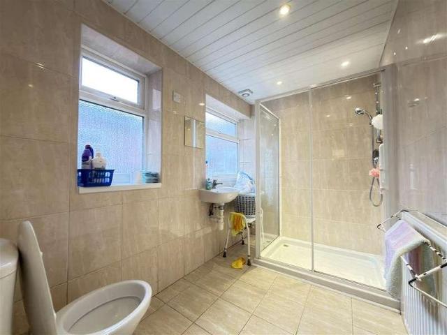 House for sale in Old Wharf, City Of Leicester