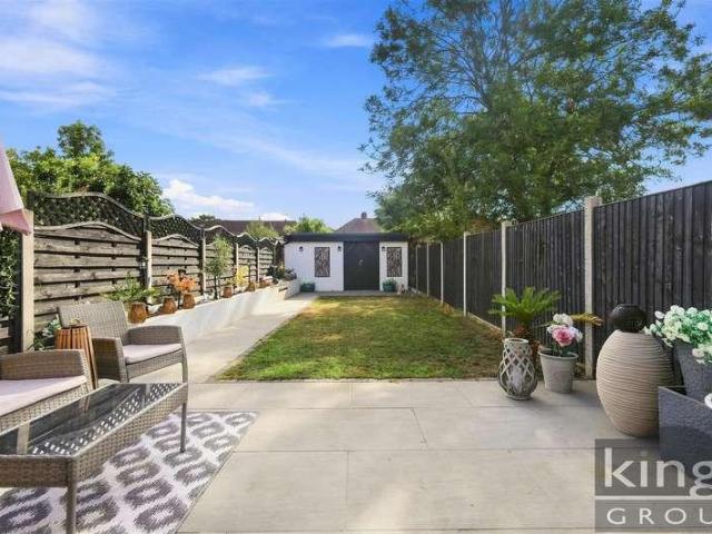 House for sale in Carterhatch, Greater London