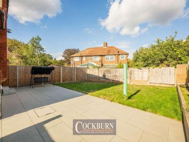 House for sale in Royal Borough of Greenwich, Greater London