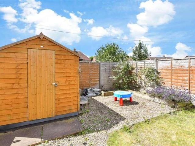 House for sale in Folkestone, Cheriton