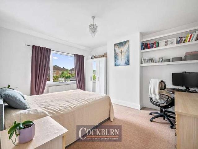 House for sale in South End, Greater London