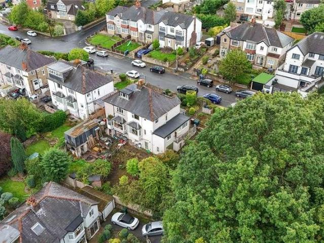 House for sale in Frizinghall, Bradford