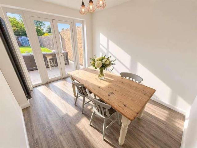 House for sale in Easton-in-gordano, North Somerset