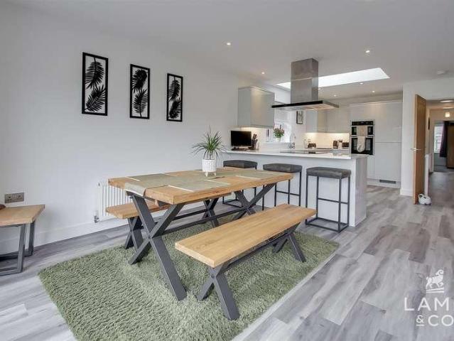 House for sale in Weeley, Dale Hill