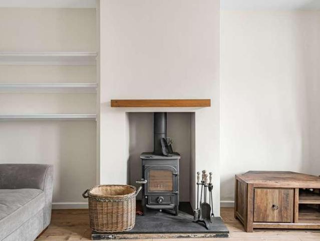 House for sale in Farncombe, Waverley