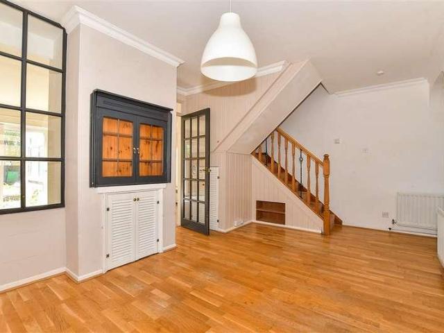 House for sale in Sandown Park, Kent