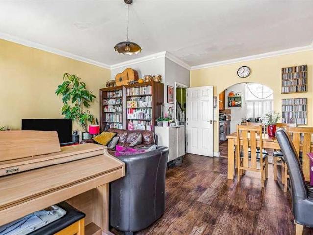 House for sale in Hertford, Colliers End