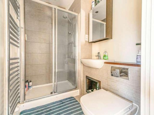 House for sale in Locking Parklands, Locking