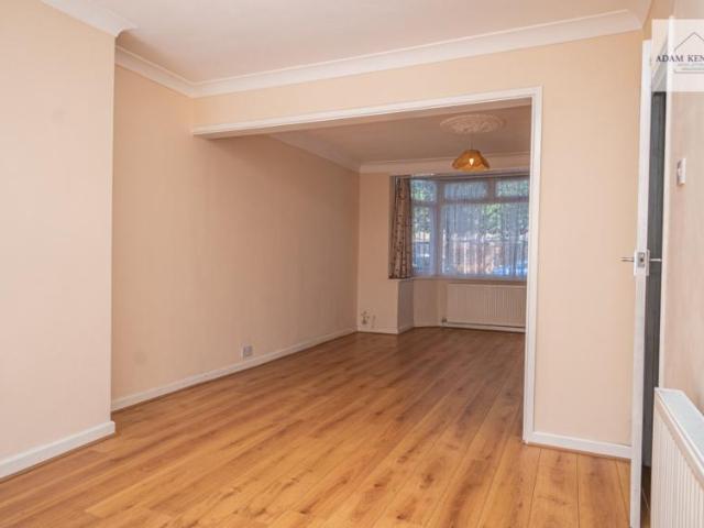 House for sale in Edmonton, Greater London