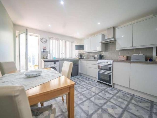 House for sale in Chickerell