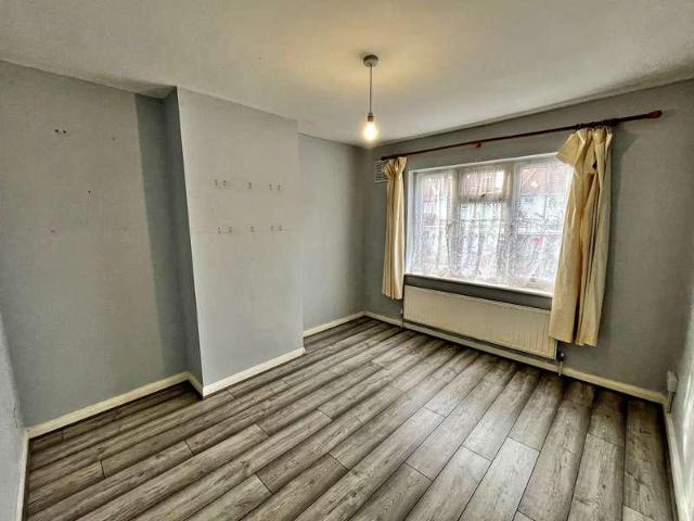 House for sale in London Borough of Ealing, Greater London