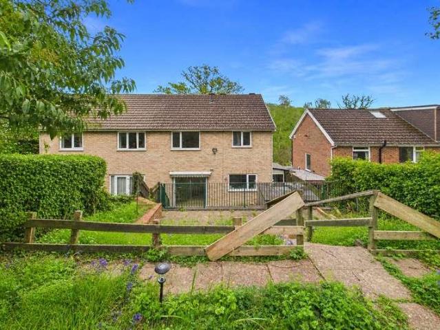 House for sale in Garston Park, Calcot