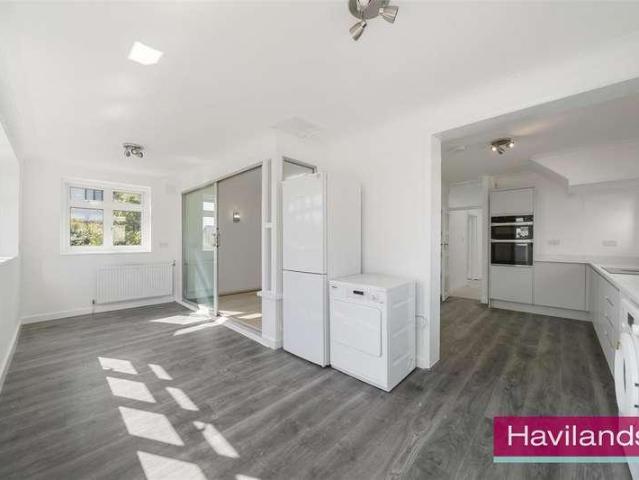 House for sale in Southgate, Oakwood