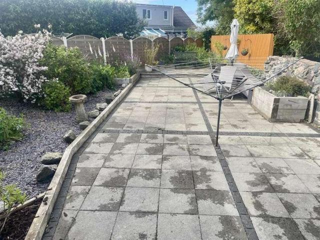 House for sale in Llanfair Pwllgwyngyll, Wales