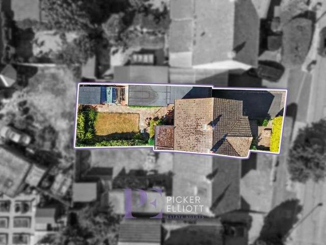 House for sale in Stoke Golding, Hinckley and Bosworth