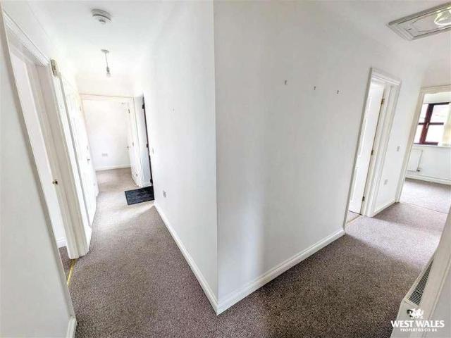 House for sale in Kidwelly