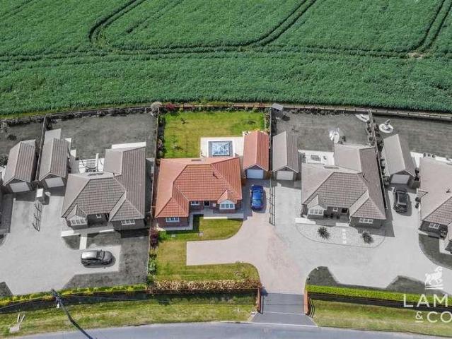 House for sale in Weeley, Dale Hill