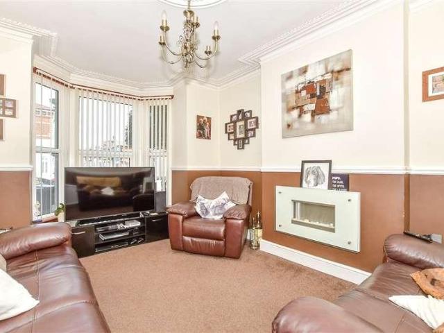 House for sale in Buckland, City Of Portsmouth