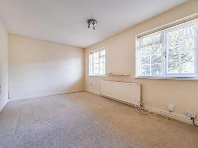 House for sale in Woodside Park, Greater London