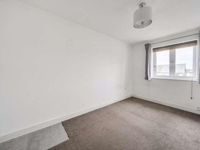 House for sale in Beverley Trading Estate, Greater London