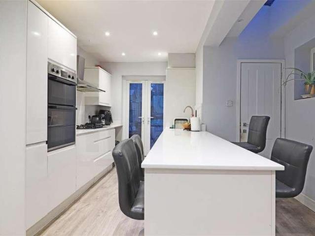 House for sale in Red Hill, Surrey