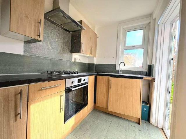 House for sale in Harrow Weald, Greater London