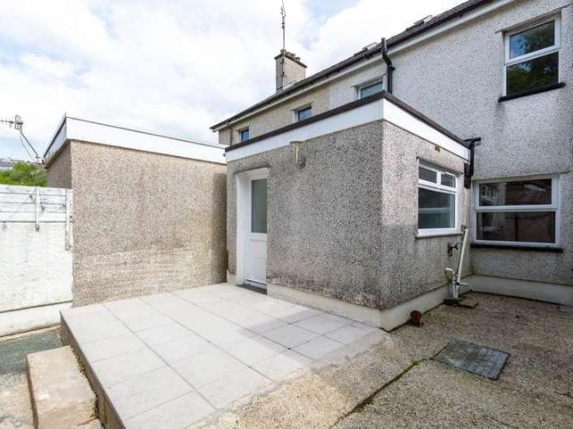 House for sale in Gerlan, Wales