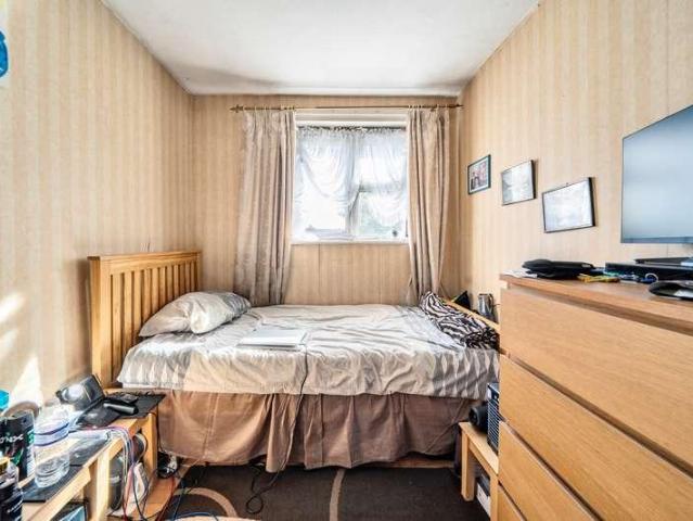 House for sale in London Borough of Southwark, Greater London