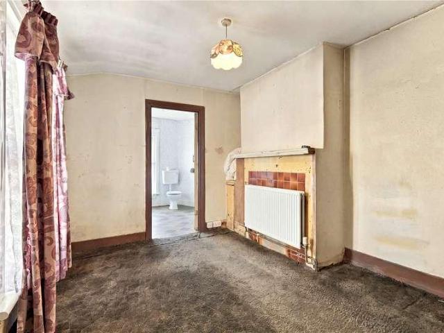 House for sale in Clapton Park, Greater London