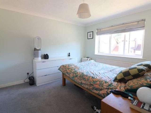 House for sale in Round Green, Luton