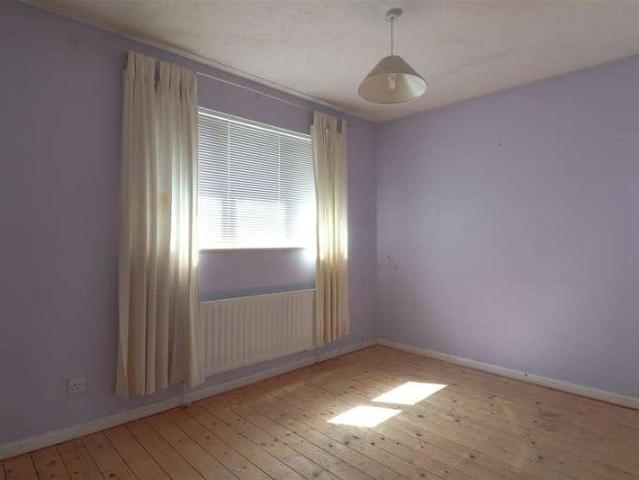 House for sale in Redhill