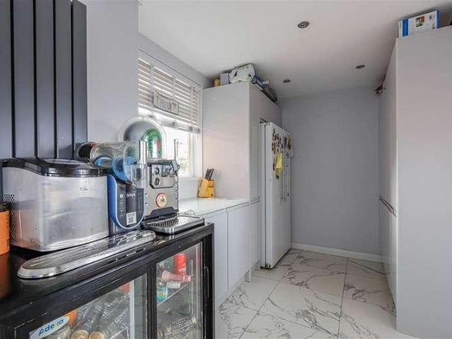 House for sale in Gibbonsdown, Barry