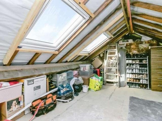 House for sale in Cadoxton, Barry