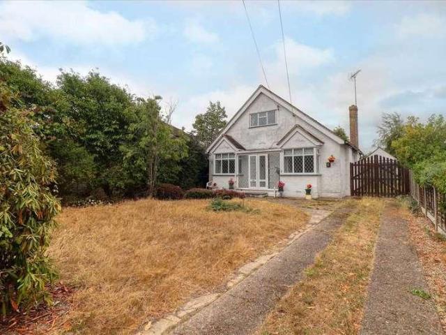 House for sale in Dale Hill, Essex