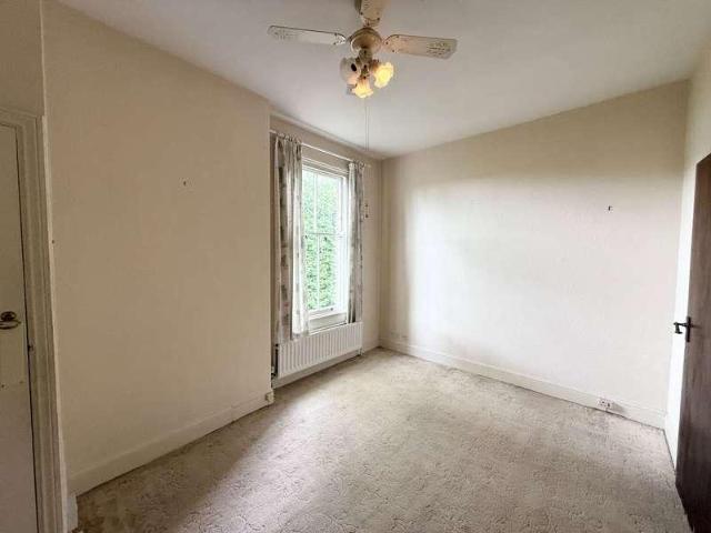 House for sale in Stourbridge, West Midlands